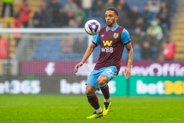 少打一人 少打一人